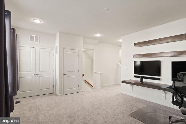 9092 RIBBON FALLS LOOP, Bristow, VA 20136