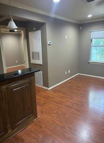 2030 Portsmouth Street 5, Houston, TX 77098