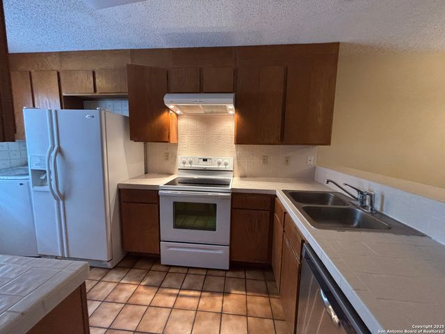 11815 Vance Jackson Rd Apt 1602, San Antonio, TX 78230