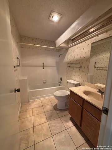11815 Vance Jackson Rd Apt 1602, San Antonio, TX 78230