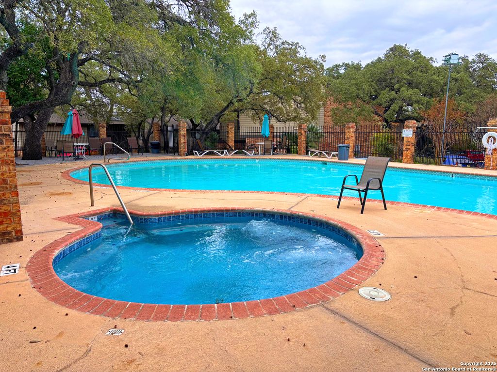 11815 Vance Jackson Rd Apt 1602, San Antonio, TX 78230