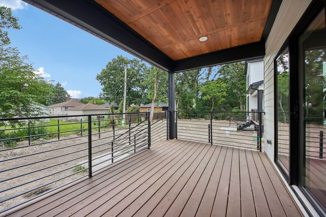 128 Pine Lane, Wood Dale, IL 60191