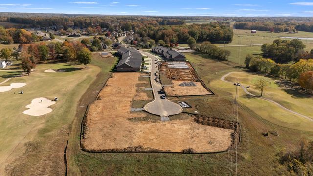 470 W Foxrun, Springfield, TN 37172