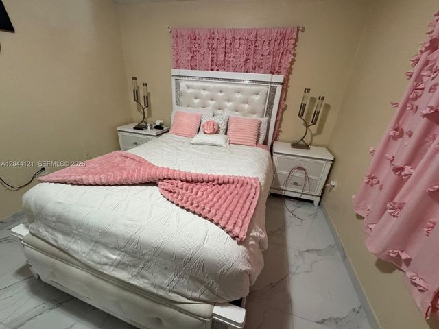 5923 Fillmore Street, Hollywood, FL 33021