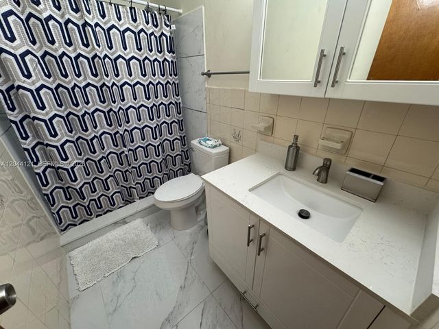 5923 Fillmore Street, Hollywood, FL 33021