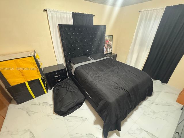 5923 Fillmore Street, Hollywood, FL 33021