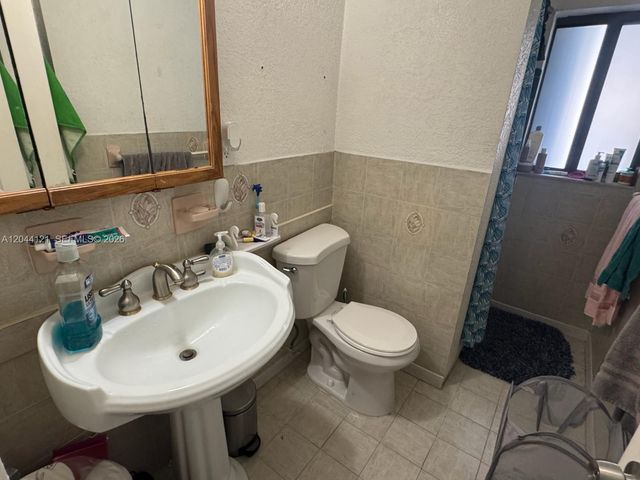 5923 Fillmore Street, Hollywood, FL 33021