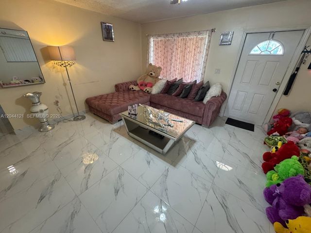 5923 Fillmore Street, Hollywood, FL 33021