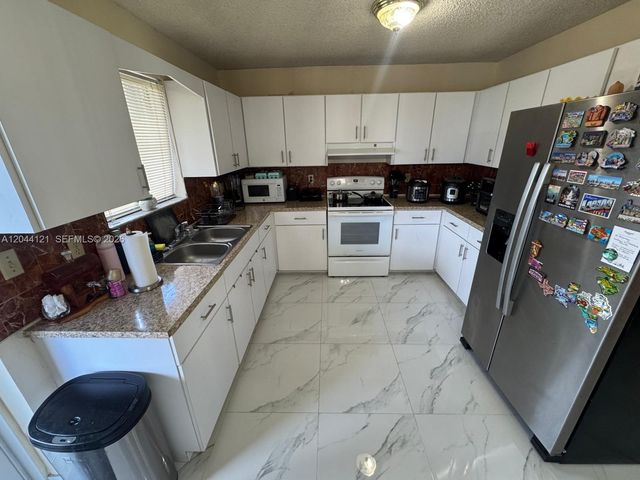 5923 Fillmore Street, Hollywood, FL 33021
