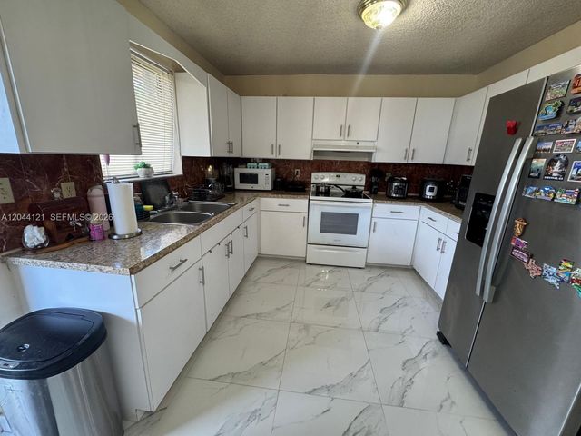 5923 Fillmore Street, Hollywood, FL 33021