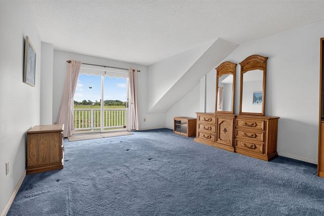 19 Schooner Ln 19, Quincy, MA 02171