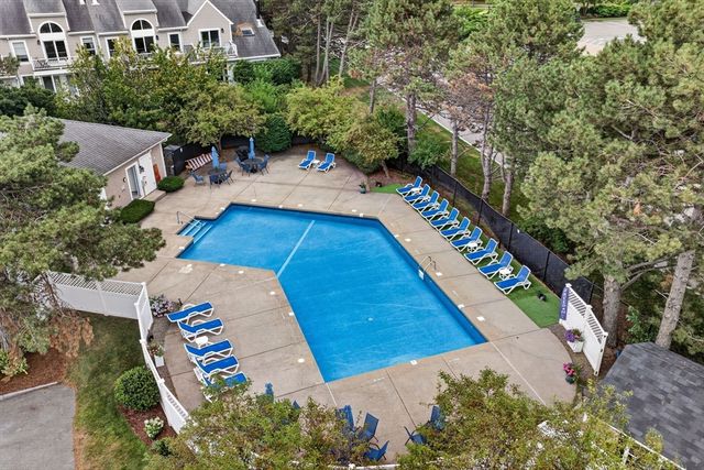 19 Schooner Ln 19, Quincy, MA 02171