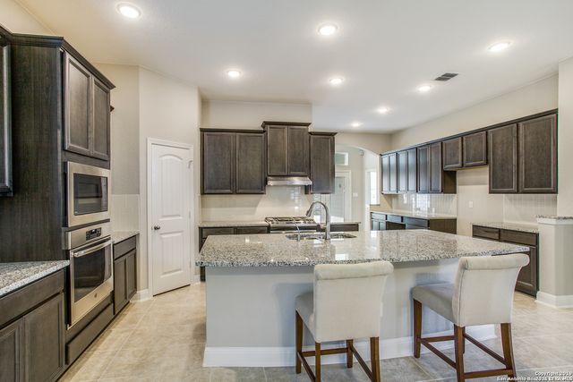 4619 Segovia Way, San Antonio, TX 78253