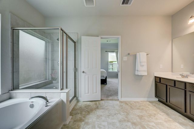 2125 Sand Lily Dr, Texas City, TX 77568