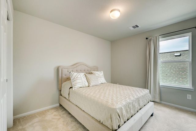 2125 Sand Lily Dr, Texas City, TX 77568