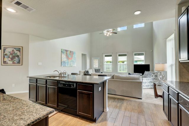 2125 Sand Lily Dr, Texas City, TX 77568