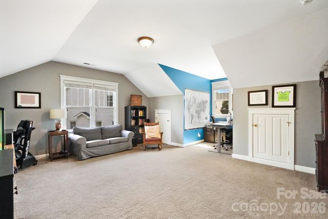 10238 Edgecliff Road, Huntersville, NC 28078