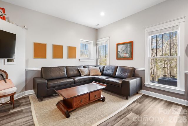 10238 Edgecliff Road, Huntersville, NC 28078