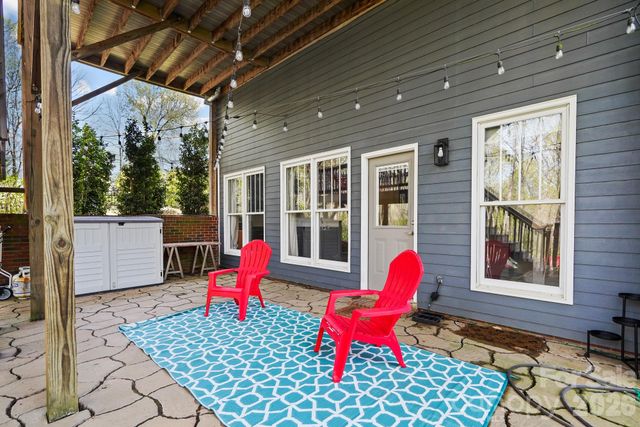 10238 Edgecliff Road, Huntersville, NC 28078