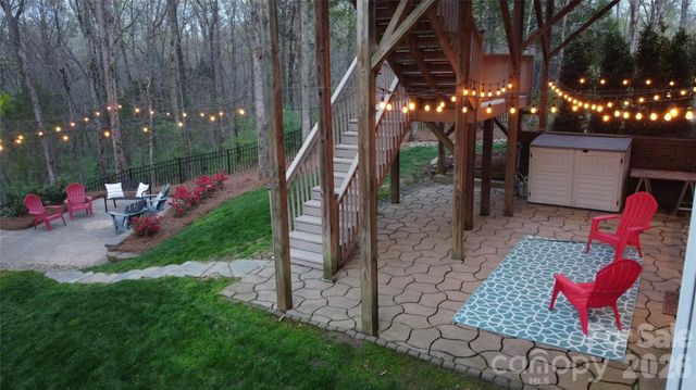 10238 Edgecliff Road, Huntersville, NC 28078