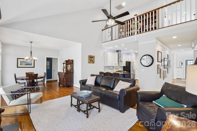 10238 Edgecliff Road, Huntersville, NC 28078