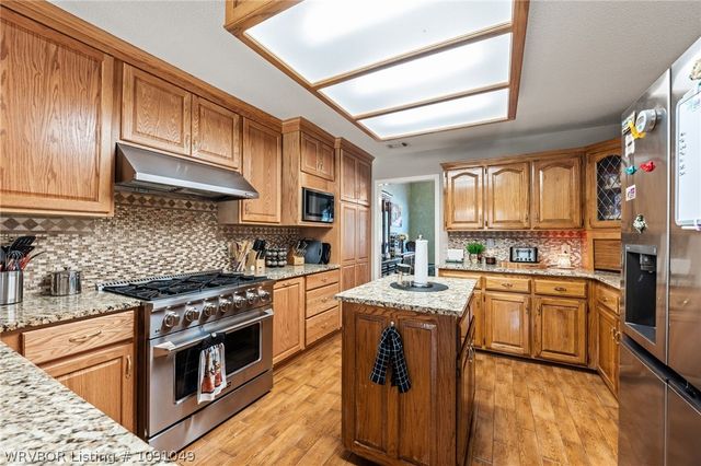 10609 Jenny Lind Road, Fort Smith, AR 72908