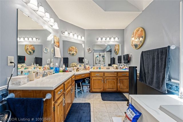 10609 Jenny Lind Road, Fort Smith, AR 72908