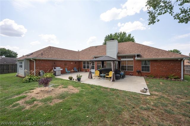 10609 Jenny Lind Road, Fort Smith, AR 72908