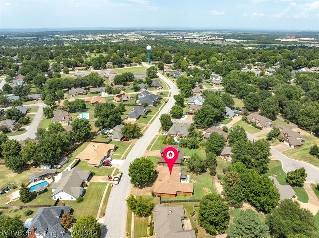 10609 Jenny Lind Road, Fort Smith, AR 72908