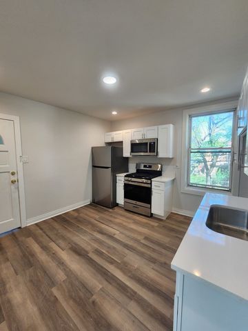 8900 S Normal Avenue 2, Chicago, IL 60620