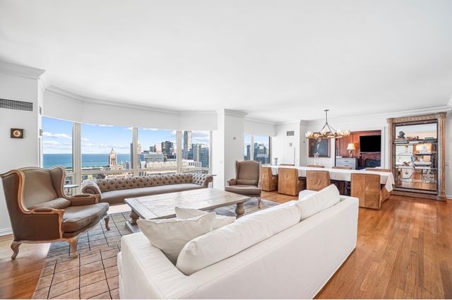 100 E Huron Street 3504, Chicago, IL 60611