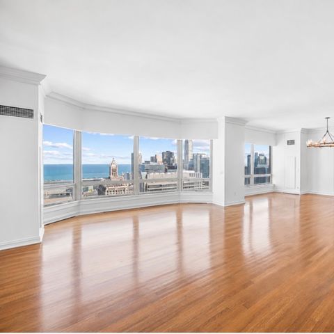 100 E Huron Street 3504, Chicago, IL 60611