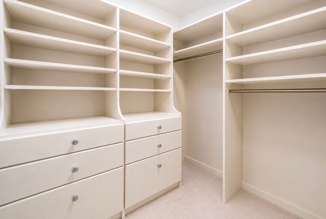 100 E Huron Street 3504, Chicago, IL 60611