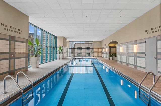 100 E Huron Street 3504, Chicago, IL 60611