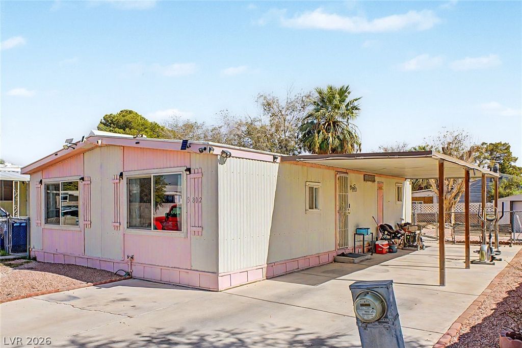 3802 Pecan Lane, Las Vegas, NV 89115 — exterior