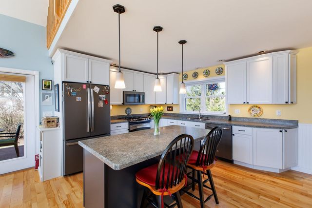 1600 West Shore Road, Isle La Motte, VT 05463