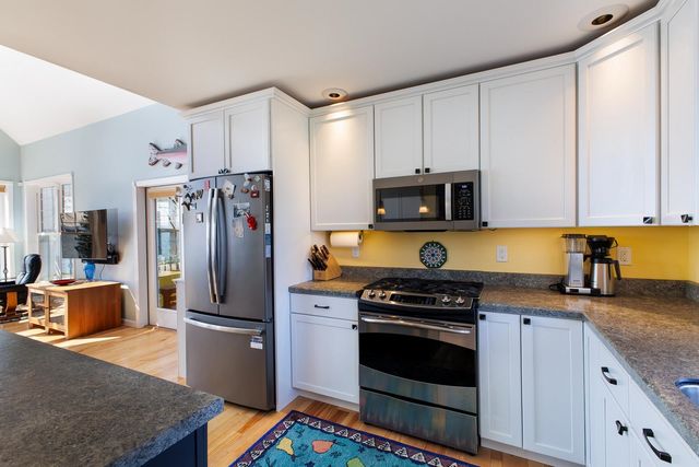 1600 West Shore Road, Isle La Motte, VT 05463