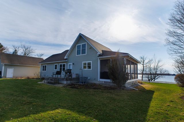 1600 West Shore Road, Isle La Motte, VT 05463