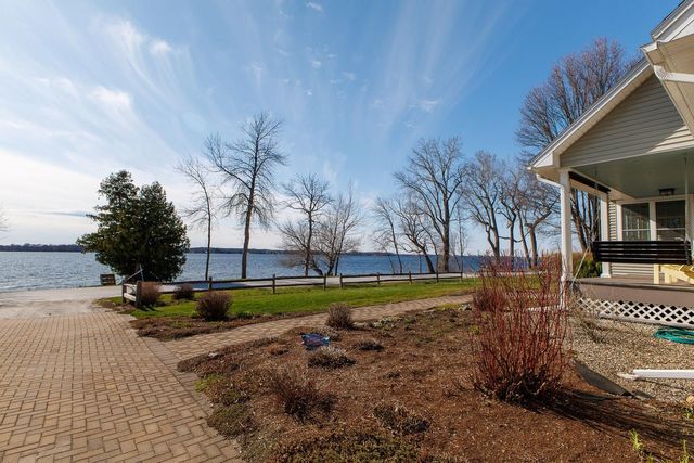 1600 West Shore Road, Isle La Motte, VT 05463