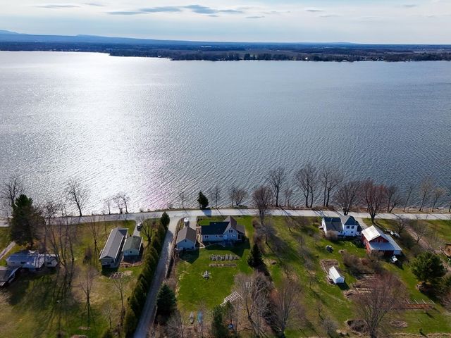 1600 West Shore Road, Isle La Motte, VT 05463