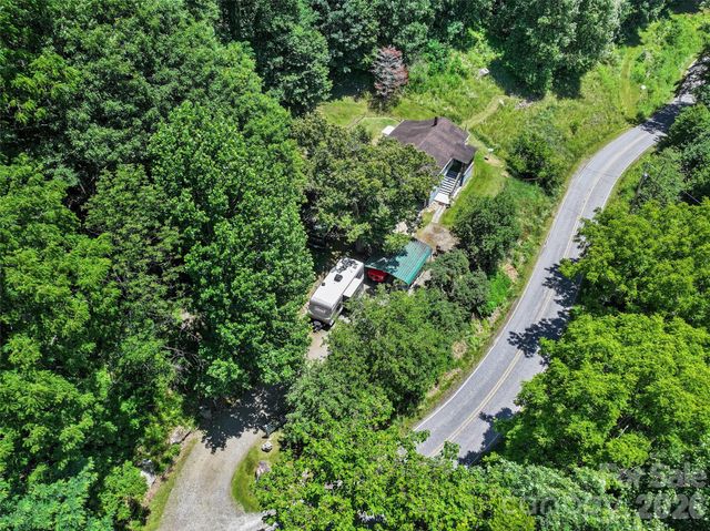 2426 Wesley Creek Road, Clyde, NC 28721