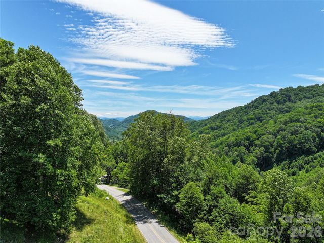 2426 Wesley Creek Road, Clyde, NC 28721
