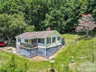 2426 Wesley Creek Road, Clyde, NC 28721