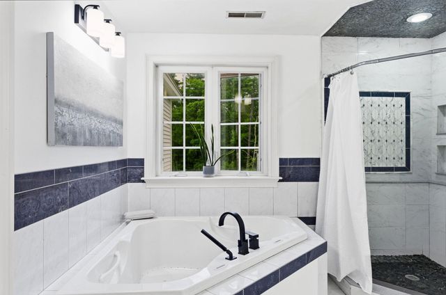 9 Storybrook Lane, Amherst, NH 03031