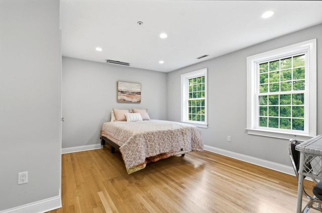 9 Storybrook Lane, Amherst, NH 03031