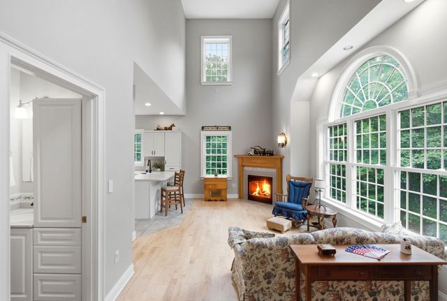 9 Storybrook Lane, Amherst, NH 03031