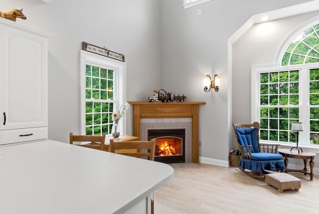 9 Storybrook Lane, Amherst, NH 03031