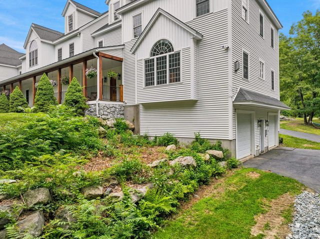 9 Storybrook Lane, Amherst, NH 03031