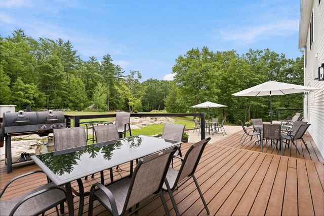 9 Storybrook Lane, Amherst, NH 03031