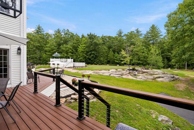 9 Storybrook Lane, Amherst, NH 03031